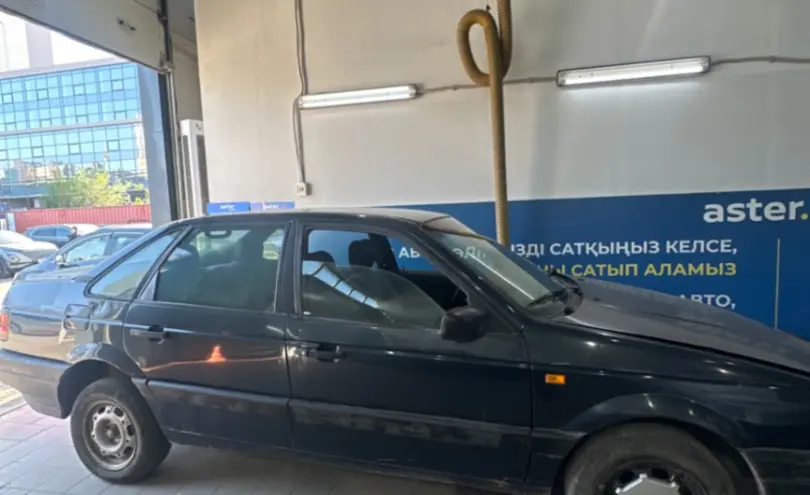 Volkswagen Passat 1993 года за 700 000 тг. в Астана фото 4
