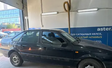 Volkswagen Passat 1993 года за 700 000 тг. в Астана фото 4
