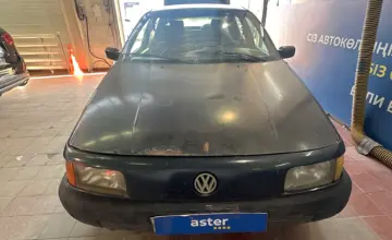 Volkswagen Passat 1993 года за 700 000 тг. в Астана фото 2