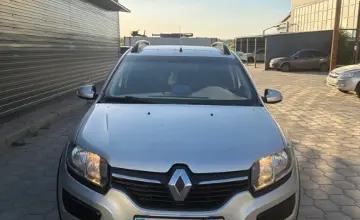 Renault Sandero 2018 года за 5 000 000 тг. в Караганда фото 2
