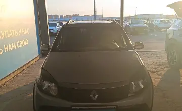 Renault Sandero 2013 года за 3 000 000 тг. в Алматы фото 2