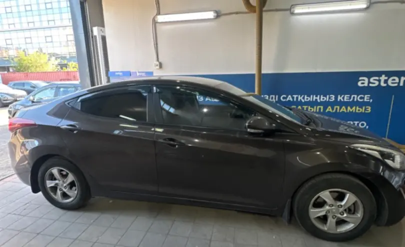 Hyundai Elantra 2015 года за 5 000 000 тг. в Астана фото 4
