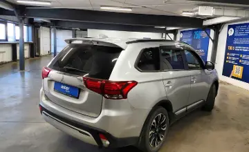 Mitsubishi Outlander 2021 года за 12 000 000 тг. в Астана фото 3