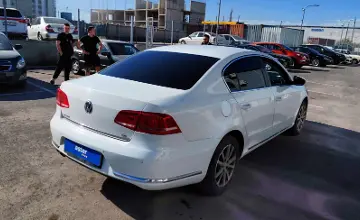 Volkswagen Passat 2011 года за 3 000 000 тг. в Астана фото 3