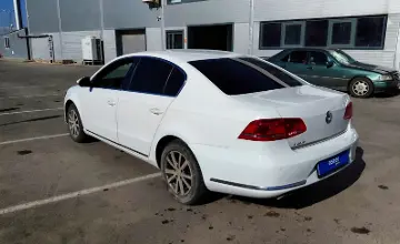 Volkswagen Passat 2011 года за 3 000 000 тг. в Астана фото 4