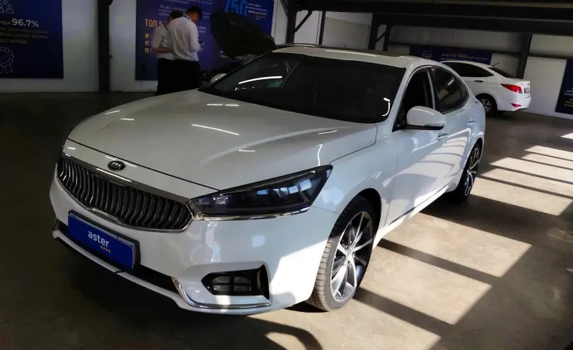 Kia K7 2016 года за 8 900 000 тг. в Астана
