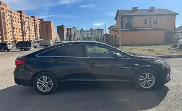 Hyundai Sonata 2016 года за 6 500 000 тг. в Караганда фото 2