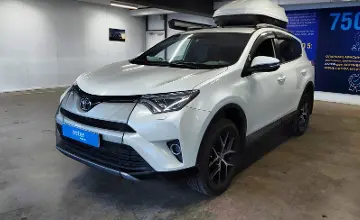 Toyota RAV4 2017 года за 11 000 000 тг. в Астана фото 1