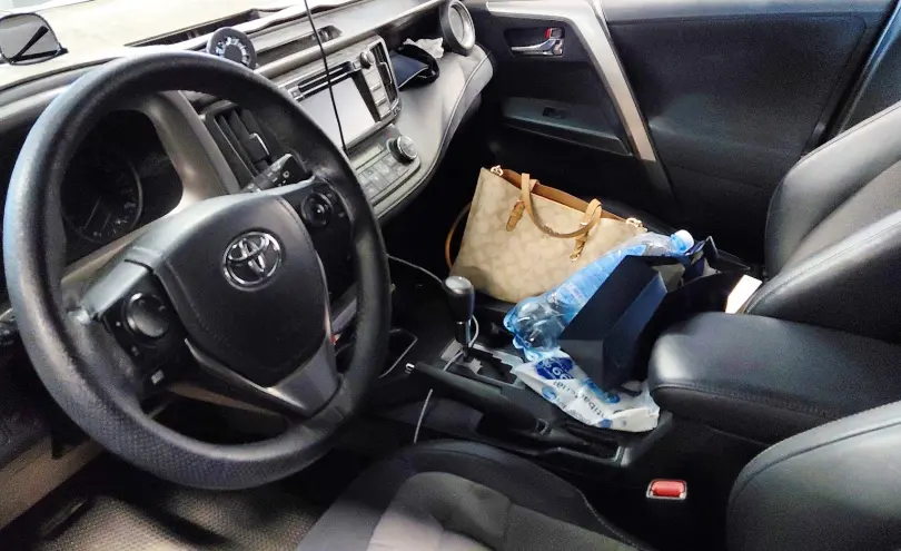 Toyota RAV4 2017 года за 11 000 000 тг. в Астана фото 5