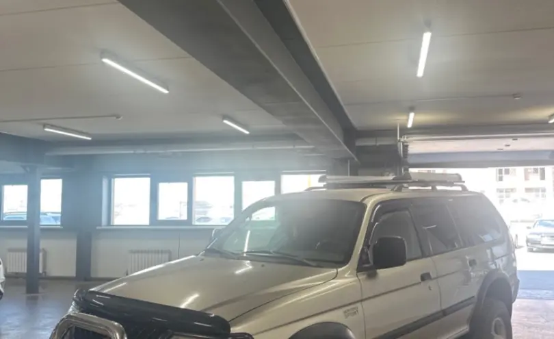 Mitsubishi Montero Sport 2001 года за 4 500 000 тг. в Астана