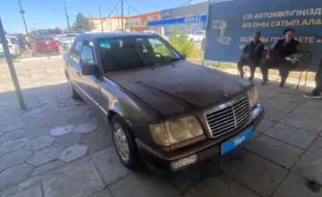 Mercedes-Benz W124 1992 года за 800 000 тг. в Талдыкорган фото 3