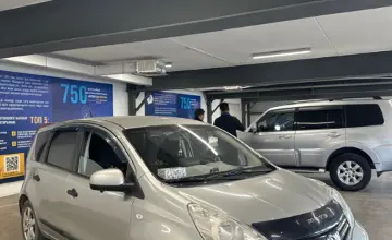 Nissan Note 2012 года за 4 200 000 тг. в Астана фото 3