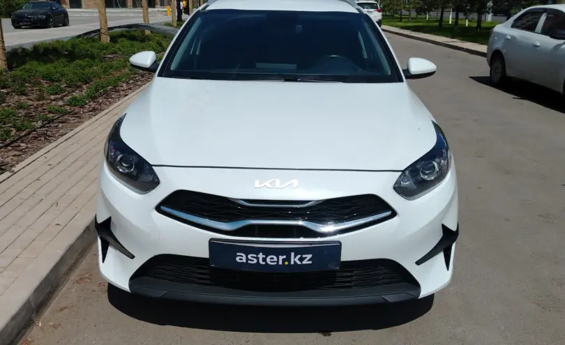 Kia Ceed SW 2024 года за 10 500 000 тг. в Астана фото 2