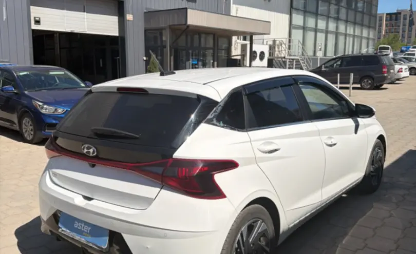 Hyundai i20 2023 года за 7 800 000 тг. в Караганда фото 5