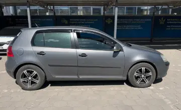 Volkswagen Golf 2005 года за 4 000 000 тг. в Караганда фото 4