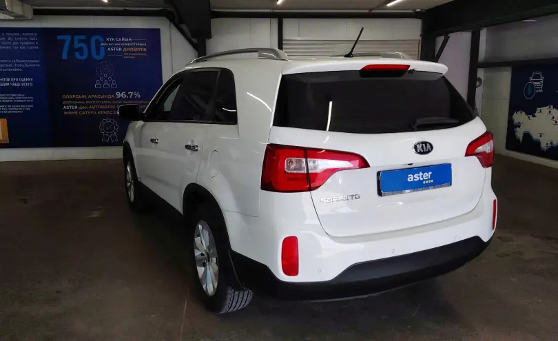 Kia Sorento 2012 года за 8 000 000 тг. в Астана фото 4
