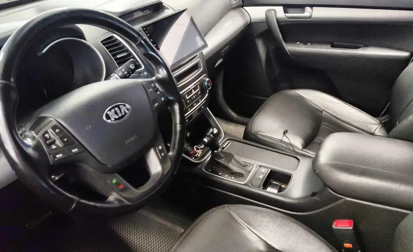 Kia Sorento 2012 года за 8 000 000 тг. в Астана фото 5