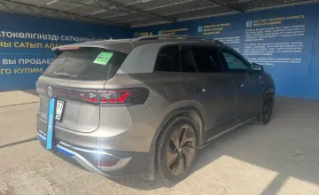 Volkswagen ID.6 2022 года за 9 500 000 тг. в Алматы