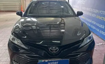 Toyota Camry 2019 года за 13 600 000 тг. в Астана фото 2