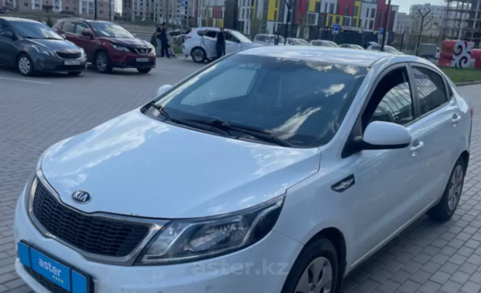 Kia Rio 2013 года за 4 000 000 тг. в Астана
