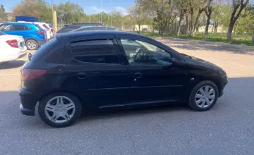 Peugeot 206 2008 года за 1 200 000 тг. в Актобе фото 4