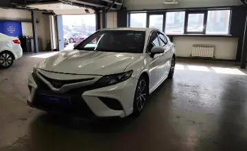 Toyota Camry 2018 года за 11 000 000 тг. в Астана фото 1