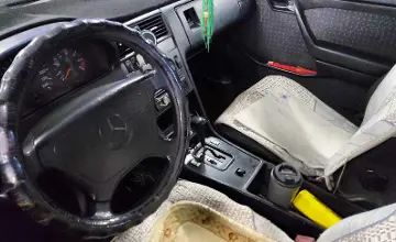 Mercedes-Benz C-Класс 1994 года за 800 000 тг. в Астана фото 5