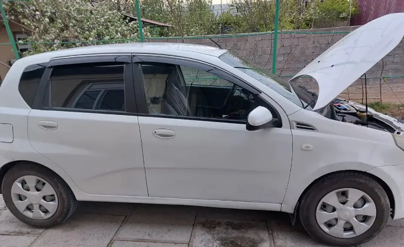 Chevrolet Aveo 2012 года за 2 700 000 тг. в Шымкент