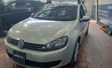 Volkswagen Golf 2010 года за 3 800 000 тг. в Астана фото 1