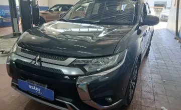 Mitsubishi Outlander 2020 года за 11 000 000 тг. в Астана фото 1