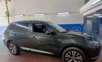 Mitsubishi Outlander 2020 года за 11 000 000 тг. в Астана фото 4