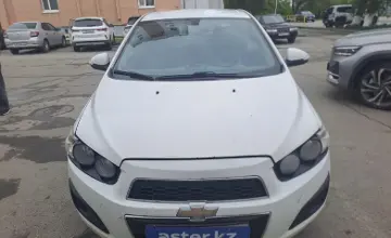 Chevrolet Aveo 2014 года за 3 400 000 тг. в Костанай фото 2
