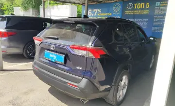 Toyota RAV4 2020 года за 12 500 000 тг. в Алматы