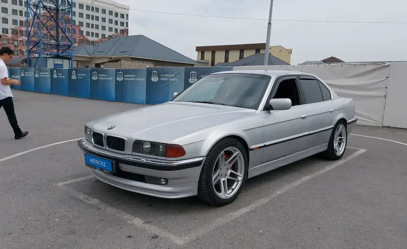 BMW 7 серии 1995 года за 4 000 000 тг. в Шымкент фото 1