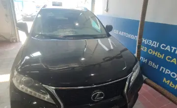 Lexus RX 2010 года за 9 000 000 тг. в Астана фото 2