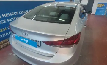 Hyundai Elantra 2018 года за 5 500 000 тг. в Астана