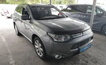 Mitsubishi Outlander 2013 года за 6 500 000 тг. в Алматы фото 3