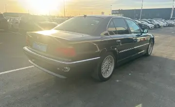 BMW 7 серии 1998 года за 4 000 000 тг. в Алматы