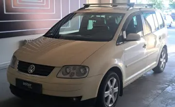 Volkswagen Touran 2006 года за 3 000 000 тг. в Павлодар фото 1