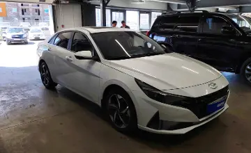 Hyundai Elantra 2023 года за 10 000 000 тг. в Астана фото 2