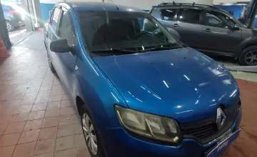 Renault Logan 2015 года за 3 200 000 тг. в Астана фото 3