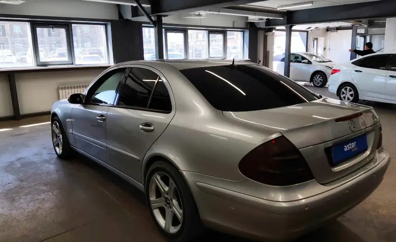 Mercedes-Benz E-Класс 2002 года за 4 500 000 тг. в Астана фото 4