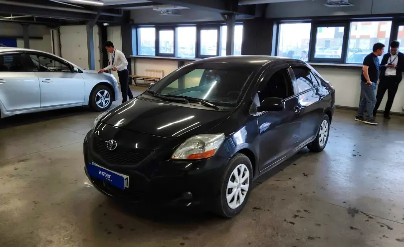 Toyota Yaris 2010 года за 4 500 000 тг. в Астана