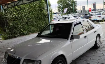 Mercedes-Benz E-Класс 1994 года за 1 800 000 тг. в Талдыкорган фото 1