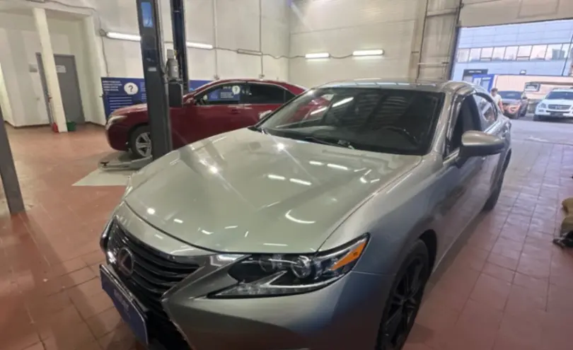 Lexus ES 2015 года за 10 500 000 тг. в Астана