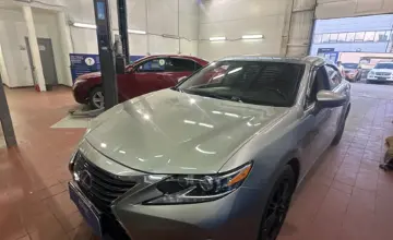 Lexus ES 2015 года за 10 500 000 тг. в Астана фото 1