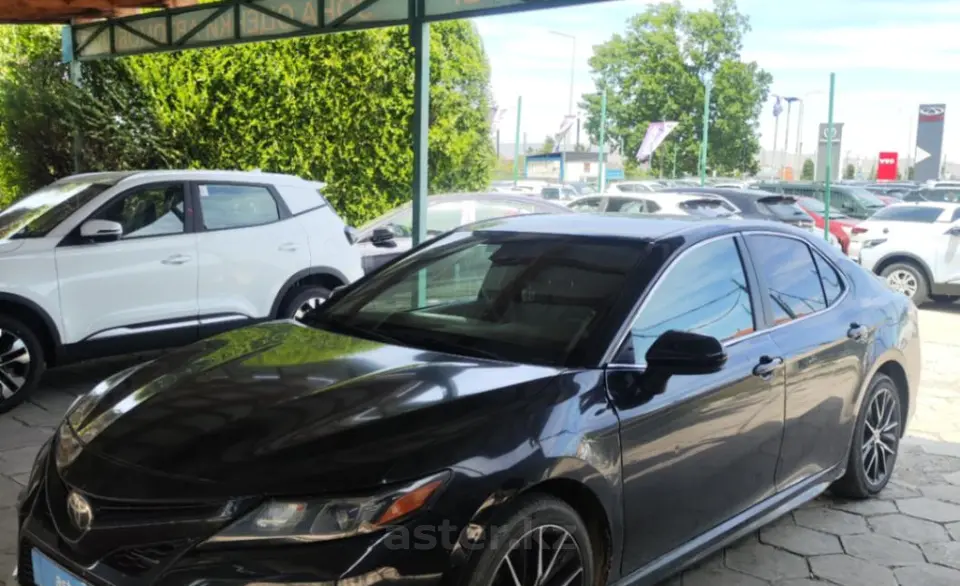 Toyota Camry 2021 года за 8 560 000 тг. в Талдыкорган