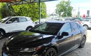 Toyota Camry 2021 года за 8 560 000 тг. в Талдыкорган фото 1