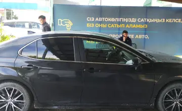 Toyota Camry 2021 года за 8 560 000 тг. в Талдыкорган фото 4