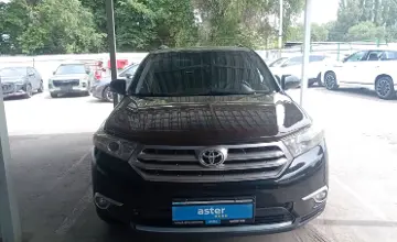 Toyota Highlander 2013 года за 10 000 000 тг. в Алматы фото 2